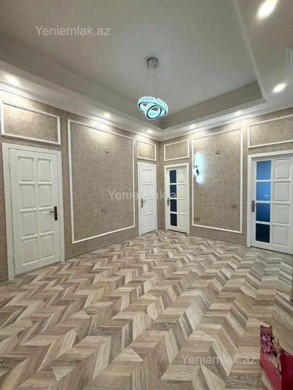 Satılır 3 otaqlı yeni tikili 155 m²