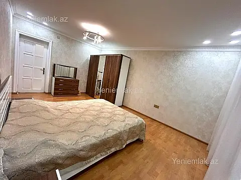 Satılır 3 otaqlı yeni tikili 155 m²