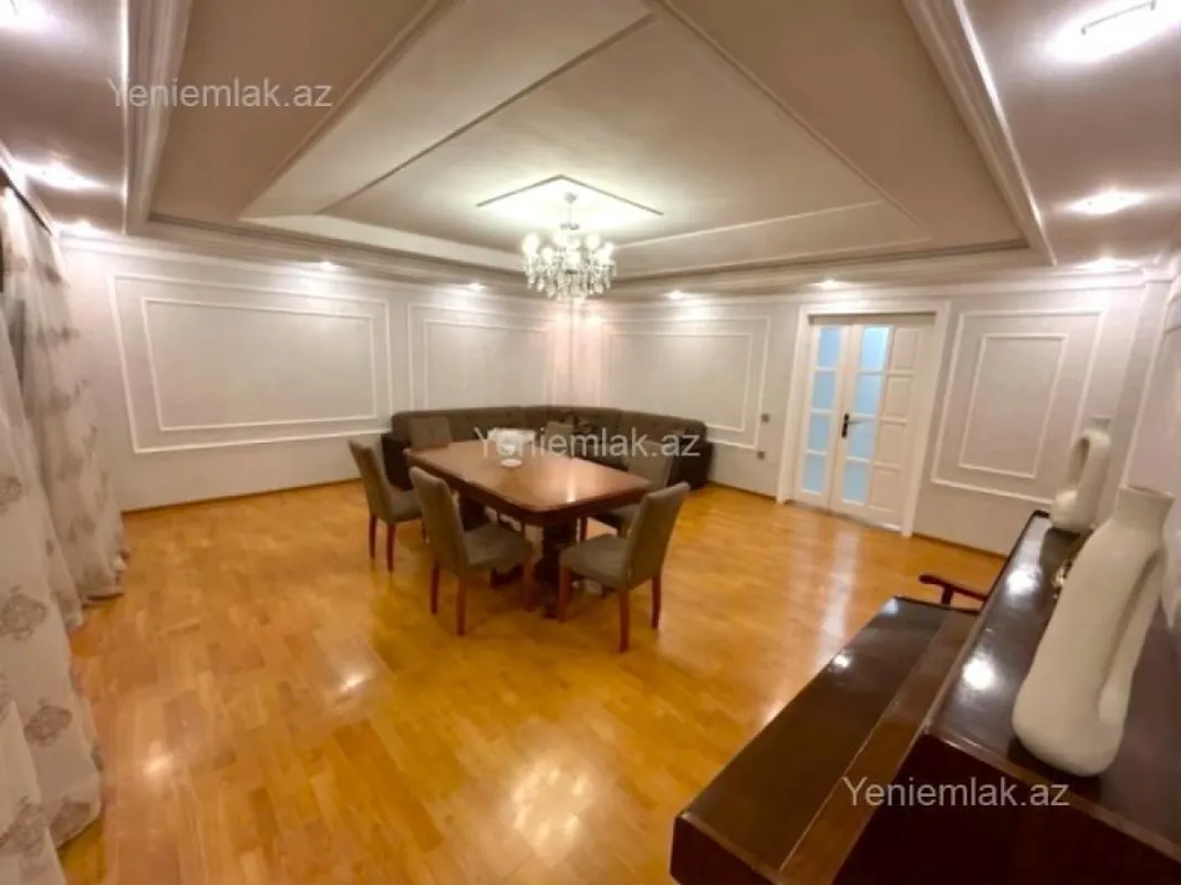 Satılır 3 otaqlı yeni tikili 155 m²