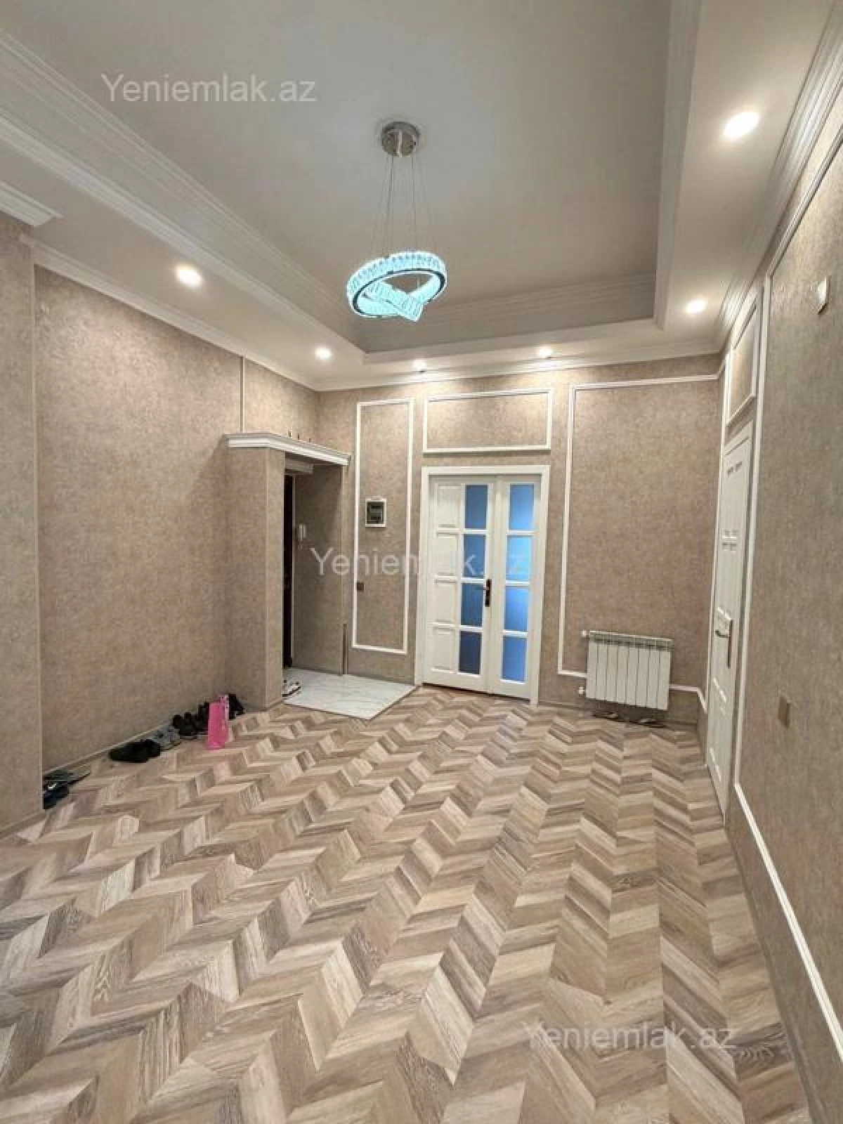 Satılır 3 otaqlı yeni tikili 155 m²