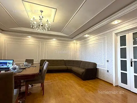 Satılır 3 otaqlı yeni tikili 155 m²