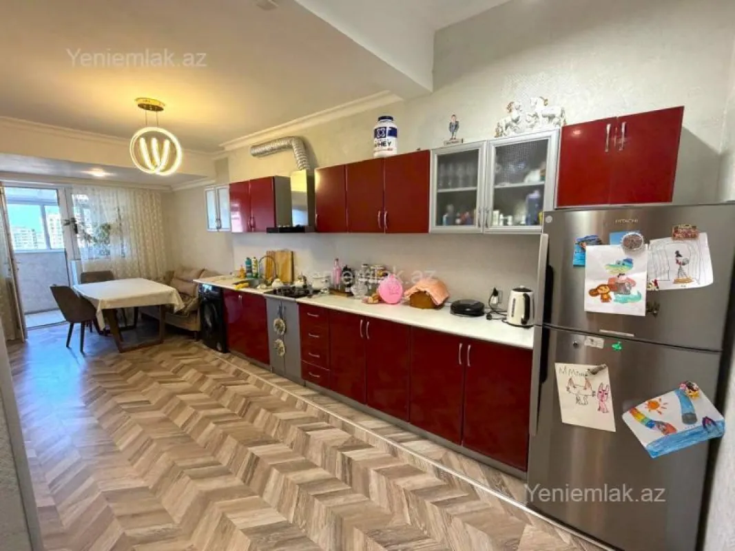 Satılır 3 otaqlı yeni tikili 155 m²