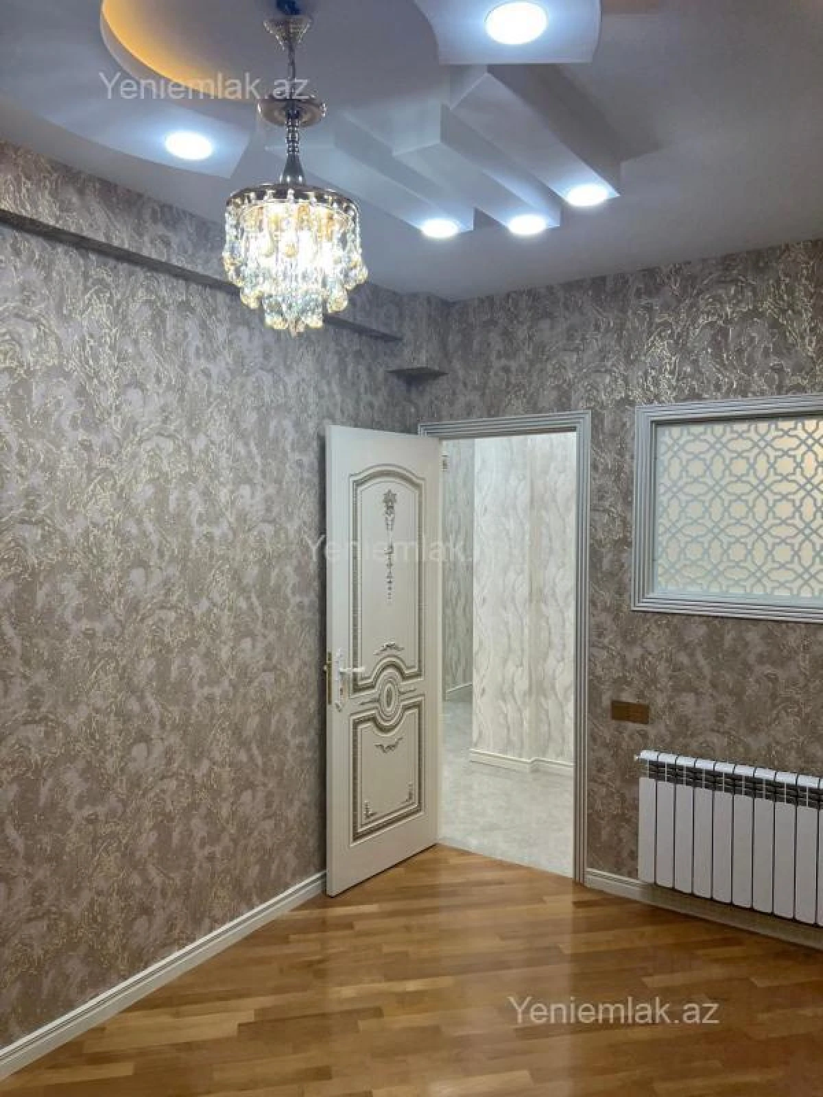 Satılır 4 otaqlı yeni tikili 150 m²