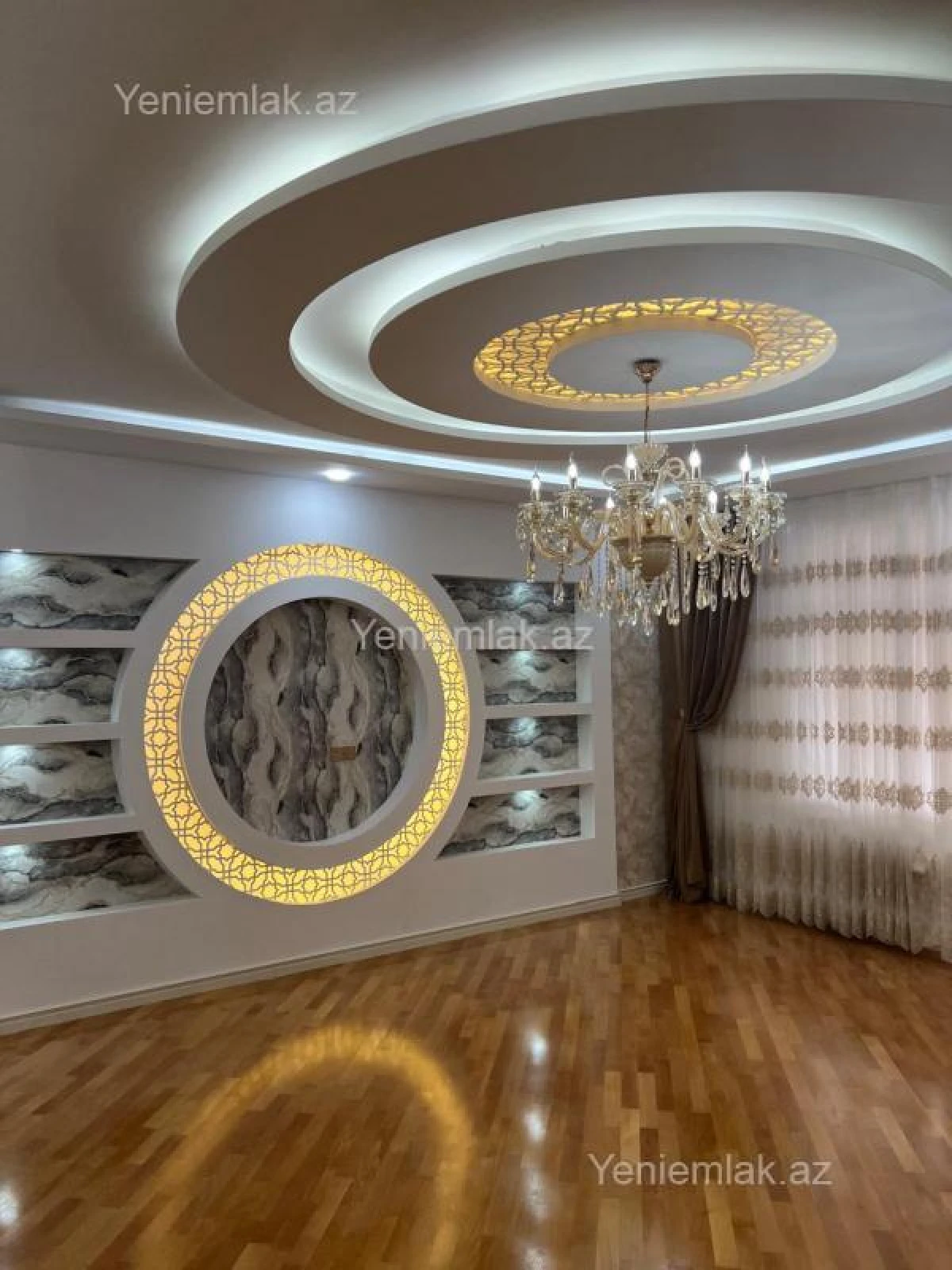 Satılır 4 otaqlı yeni tikili 150 m²