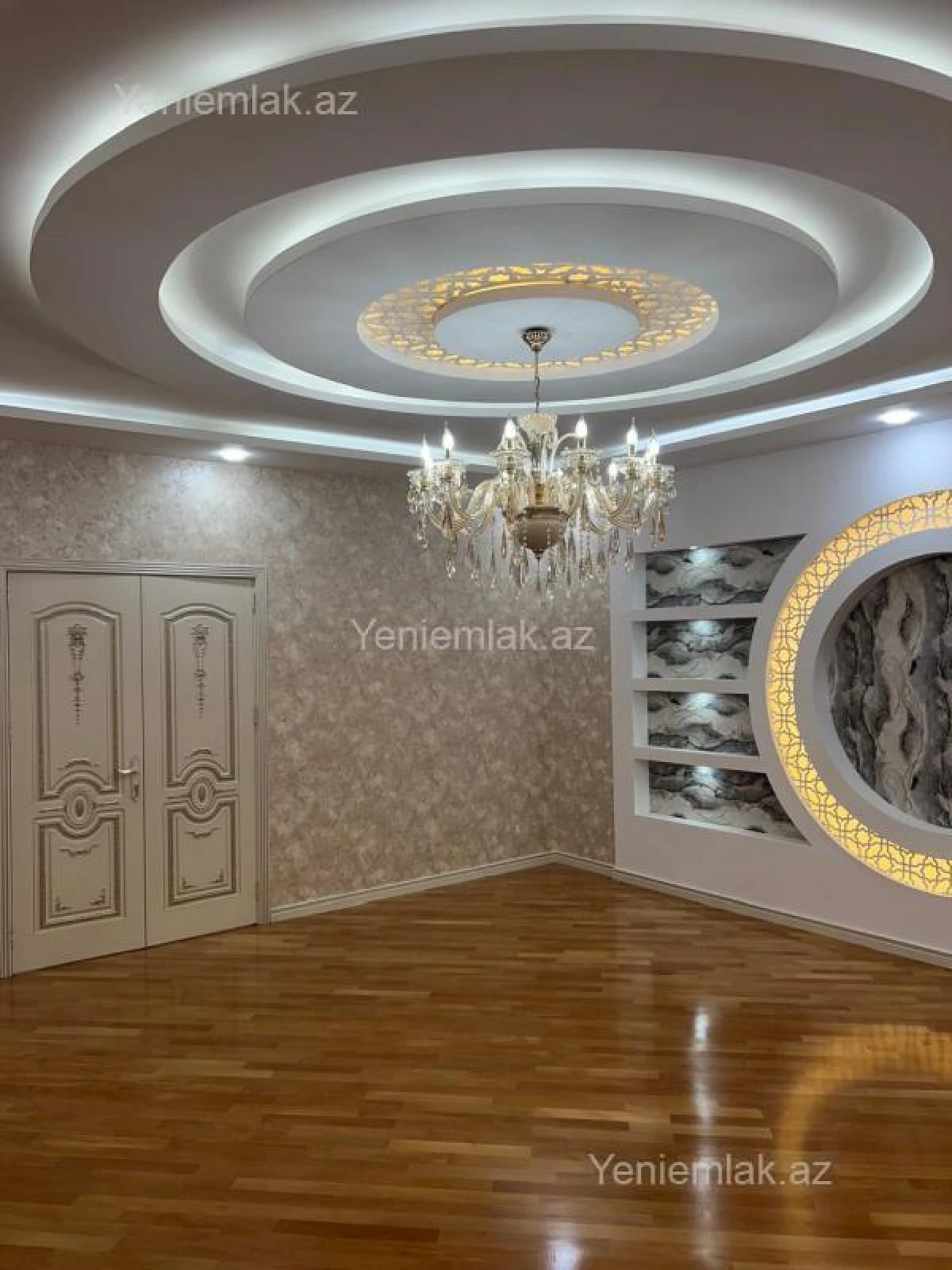 Satılır 4 otaqlı yeni tikili 150 m²