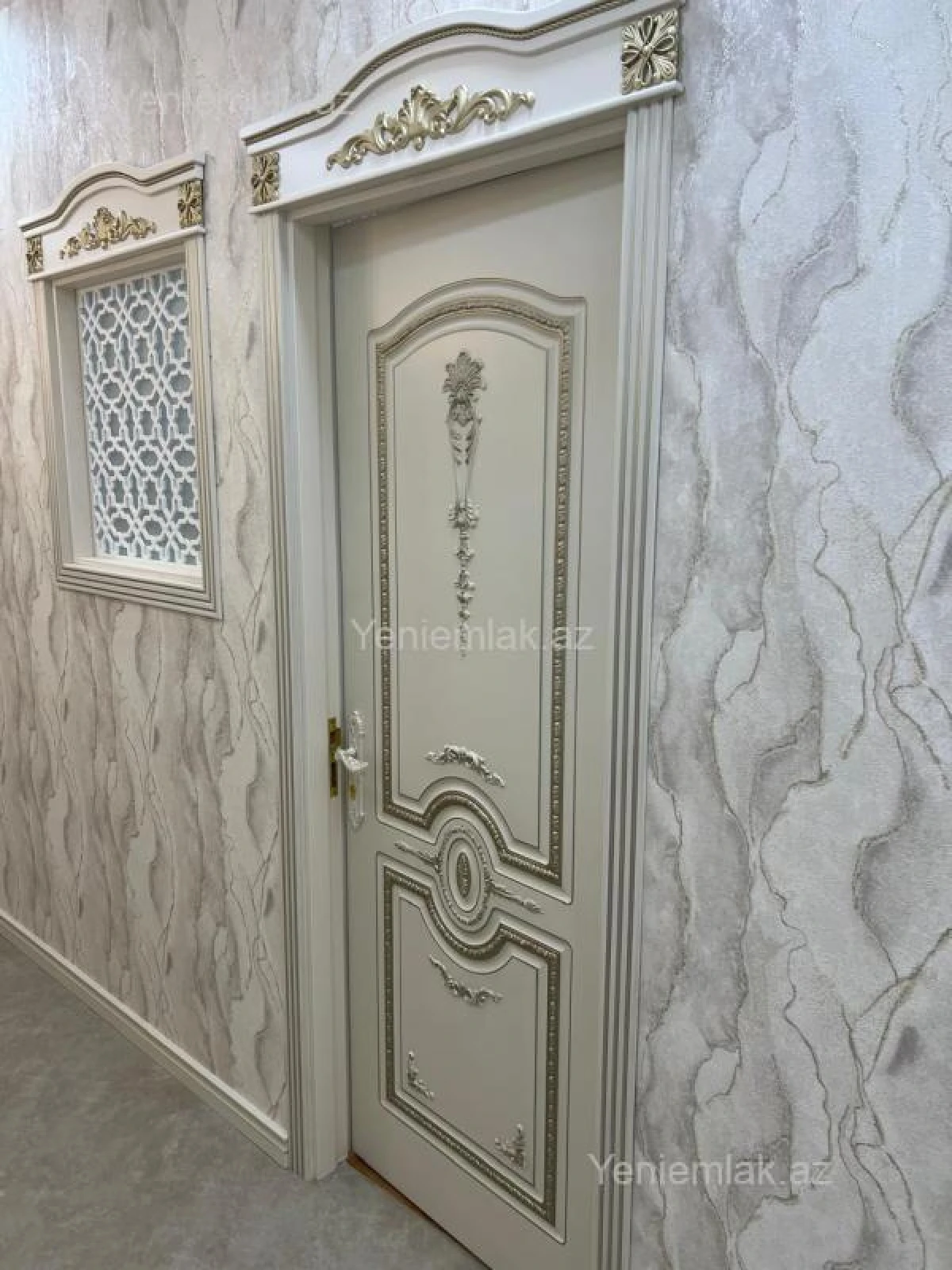 Satılır 4 otaqlı yeni tikili 150 m²