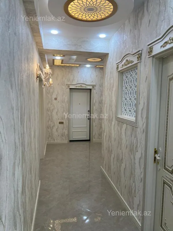 Satılır 4 otaqlı yeni tikili 150 m²