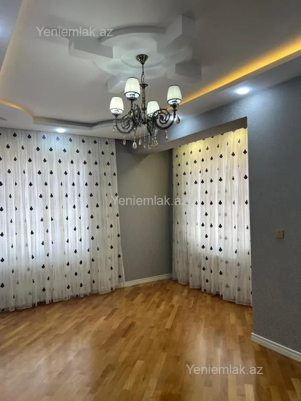 Satılır 4 otaqlı yeni tikili 150 m²