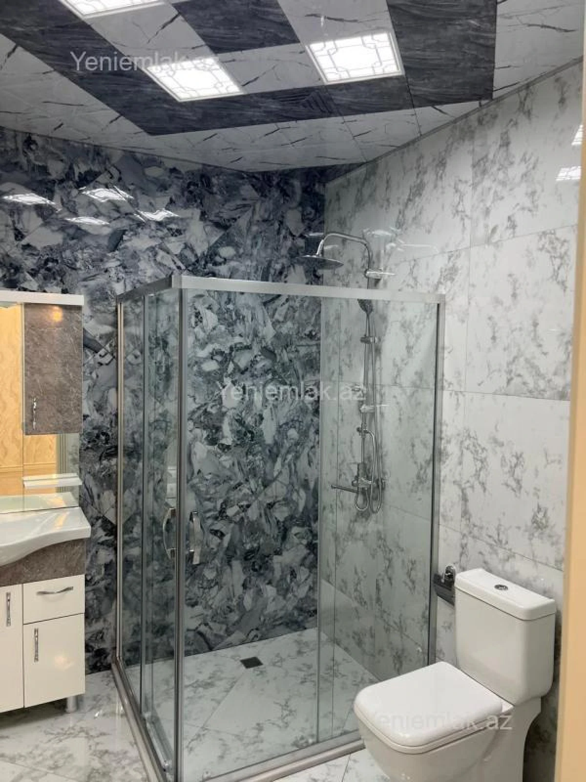 Satılır 4 otaqlı yeni tikili 150 m²