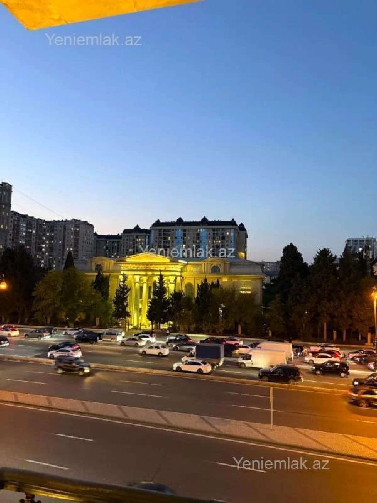 Satılır 3 otaqlı köhnə tikili 90 m²