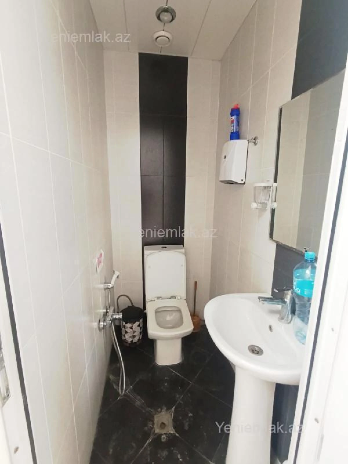 Kirayə verilir 1 otaqlı obyekt 218 m²