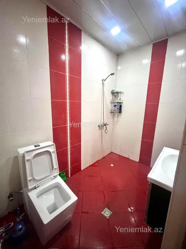 Satılır 2 otaqlı yeni tikili 75 m²