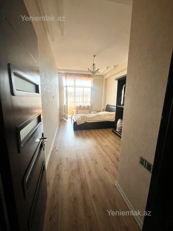 Satılır 2 otaqlı yeni tikili 75 m²