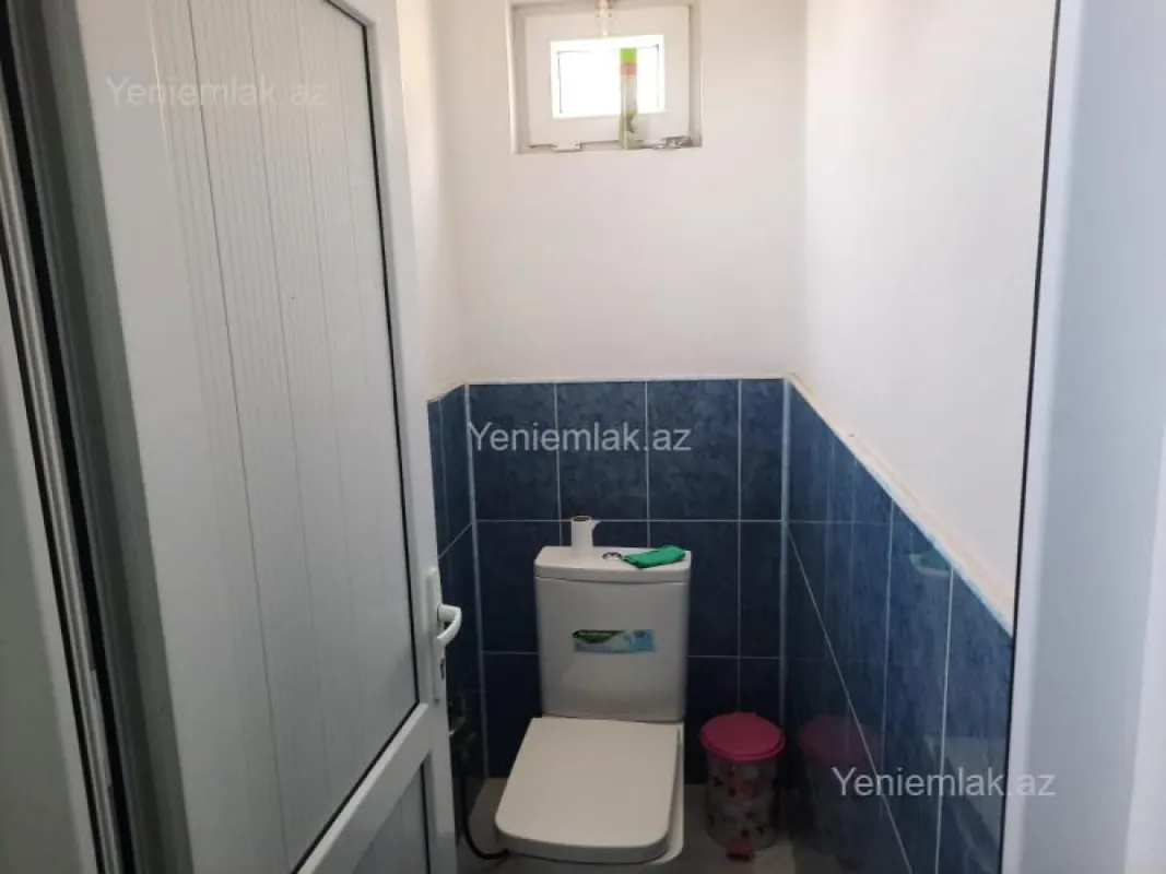 Satılır 4 otaqlı həyət evi 500 m²