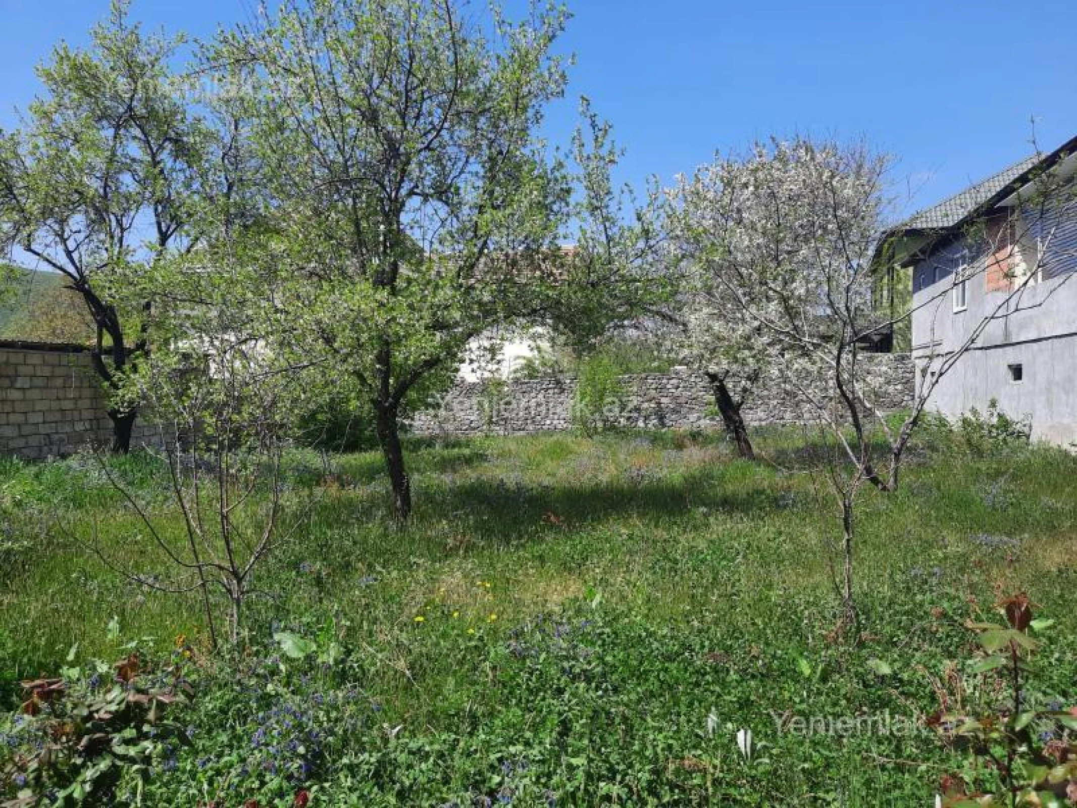 Satılır 4 otaqlı həyət evi 500 m²