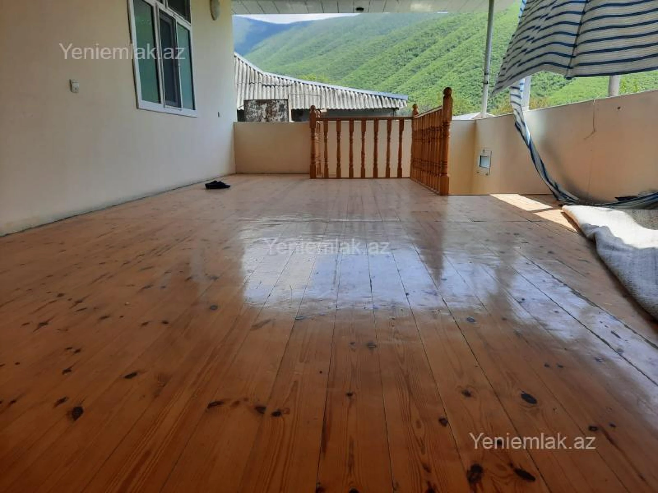 Satılır 4 otaqlı həyət evi 500 m²