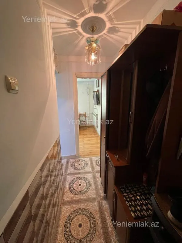 Satılır 2 otaqlı köhnə tikili 50 m²