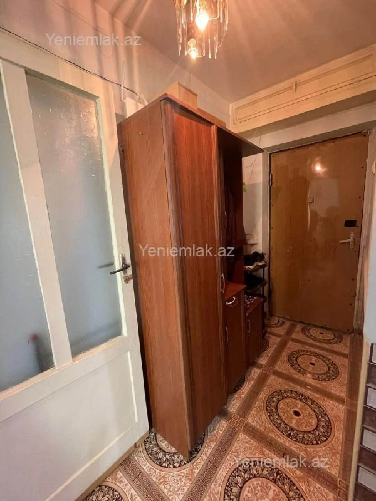 Satılır 2 otaqlı köhnə tikili 50 m²