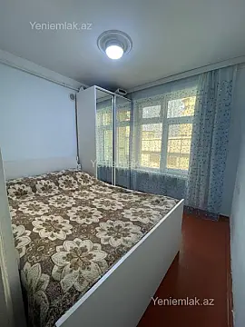 Satılır 2 otaqlı köhnə tikili 50 m²