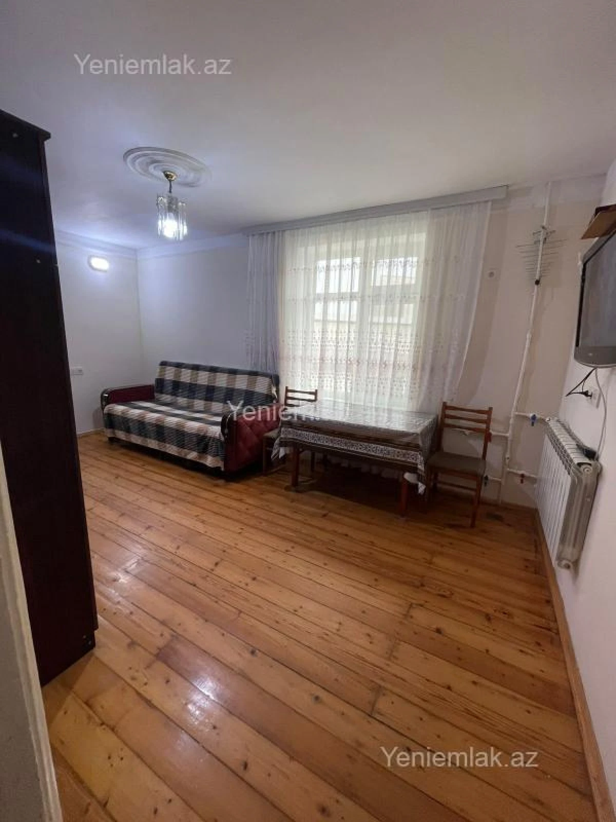 Satılır 2 otaqlı köhnə tikili 50 m²