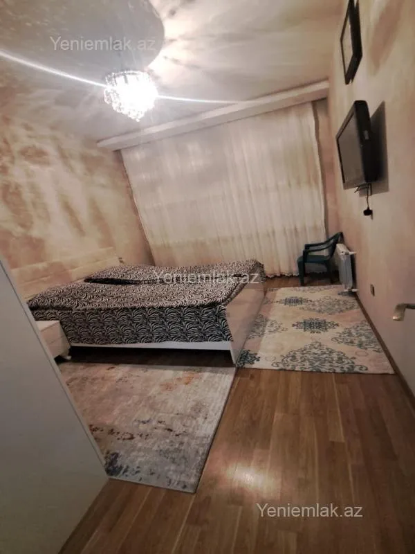 Satılır 4 otaqlı yeni tikili 125 m²