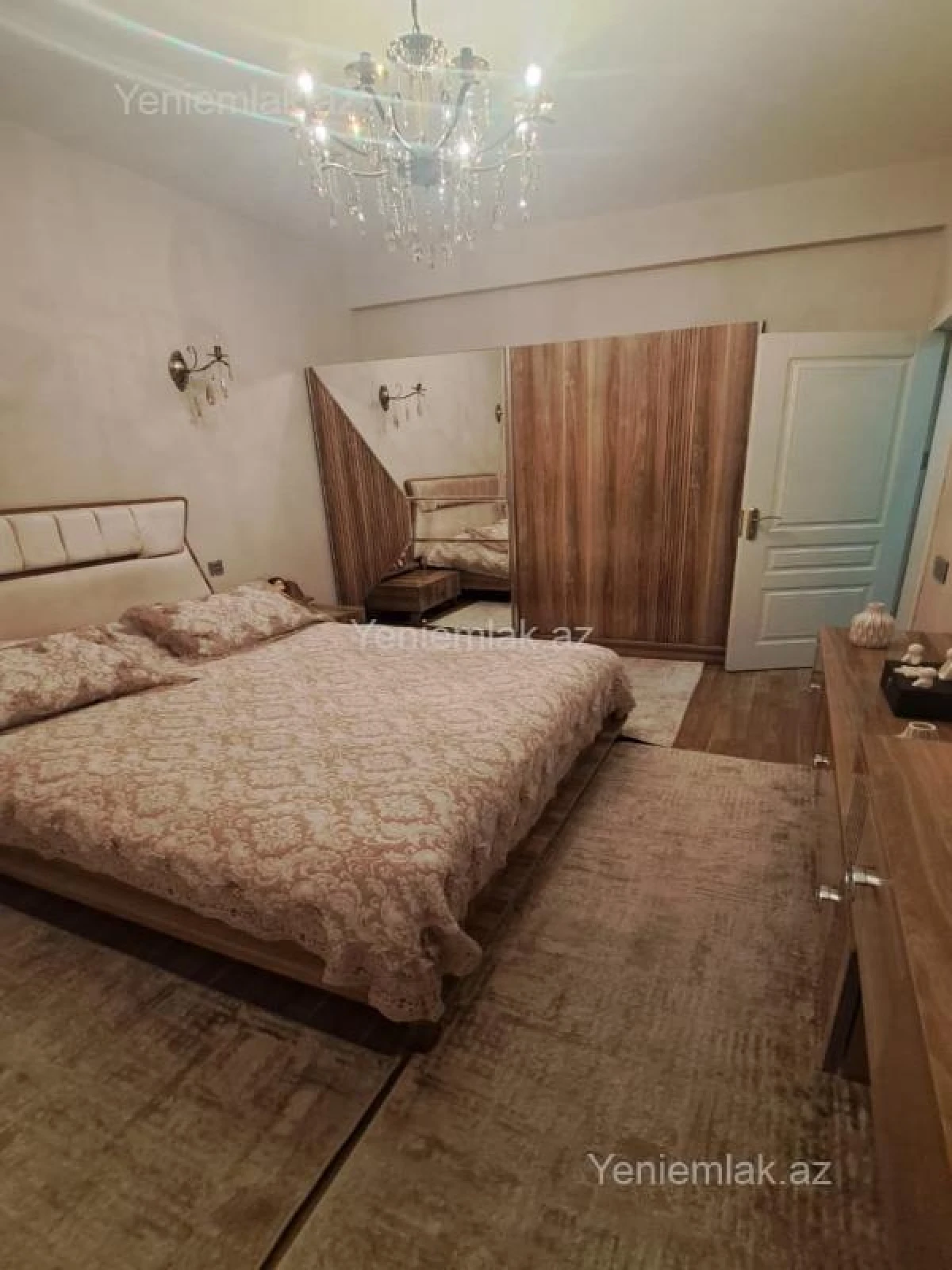 Satılır 4 otaqlı yeni tikili 125 m²