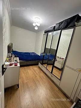 Satılır 2 otaqlı köhnə tikili 55 m²