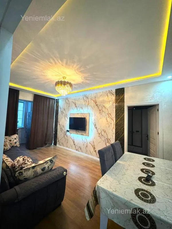 Satılır 2 otaqlı köhnə tikili 55 m²