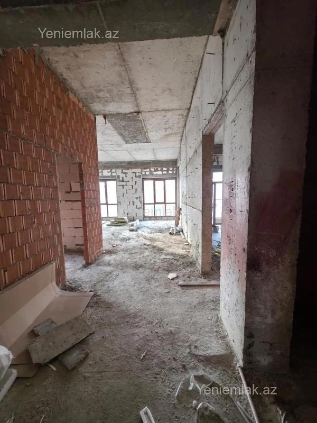 Satılır 2 otaqlı yeni tikili 86 m²