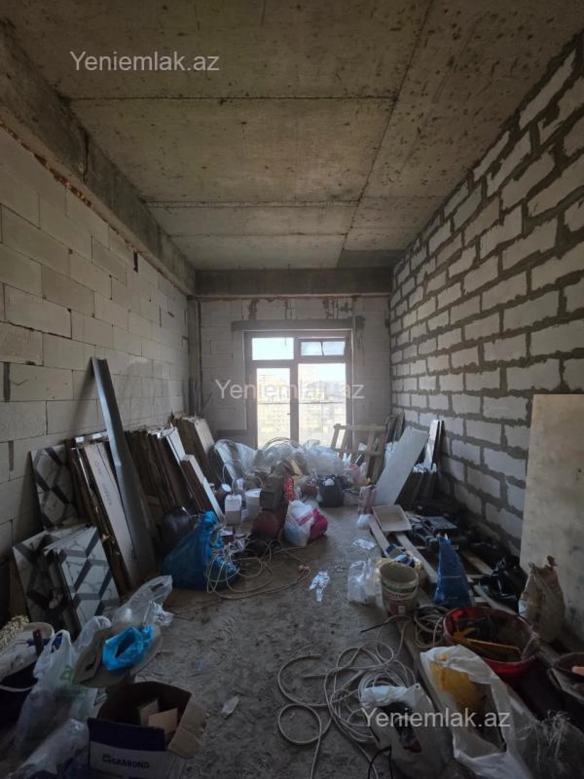 Satılır 2 otaqlı yeni tikili 86 m²