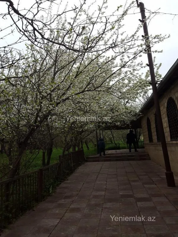 Satılır 4 otaqlı həyət evi 100 m²