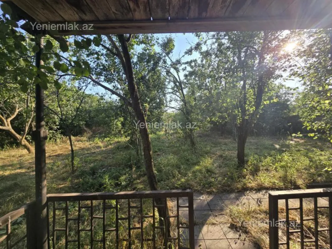 Satılır 4 otaqlı həyət evi 100 m²