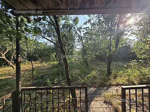 Satılır 4 otaqlı həyət evi 100 m²