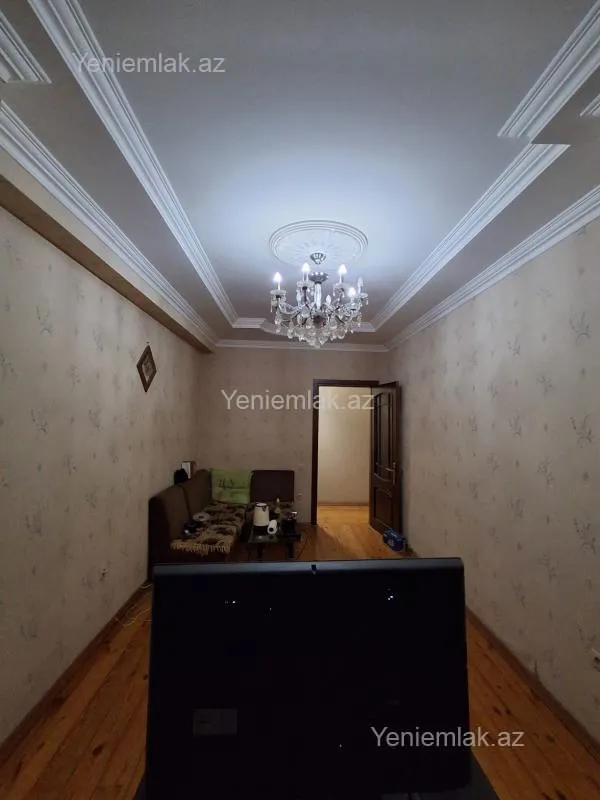 Satılır 3 otaqlı yeni tikili 83 m²