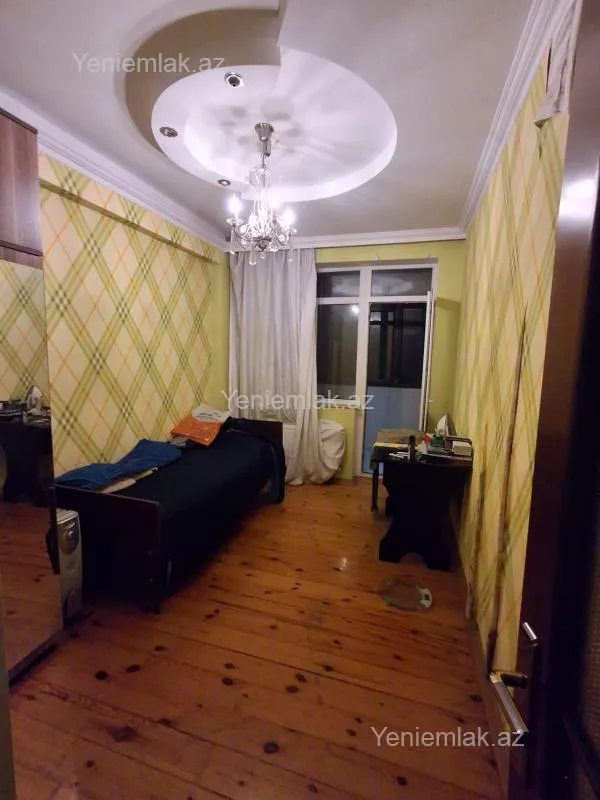 Satılır 3 otaqlı yeni tikili 83 m²