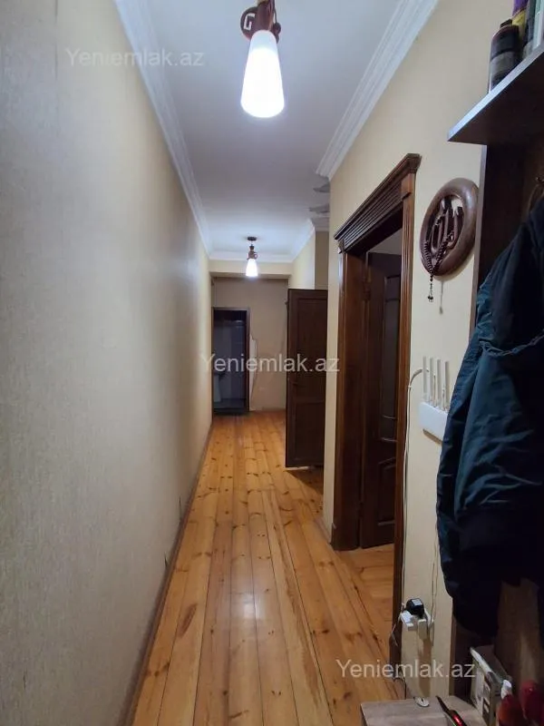Satılır 3 otaqlı yeni tikili 83 m²
