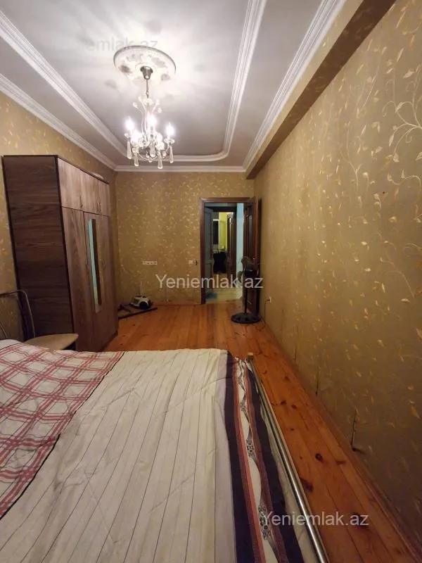 Satılır 3 otaqlı yeni tikili 83 m²