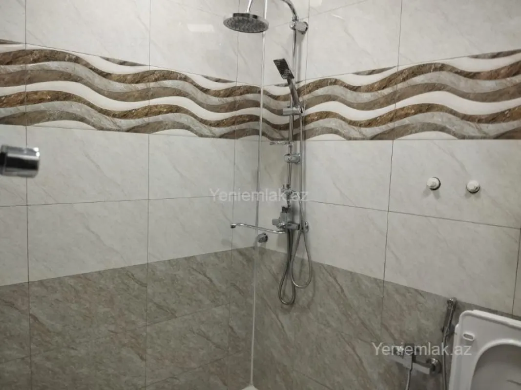 Satılır 3 otaqlı yeni tikili 101 m²