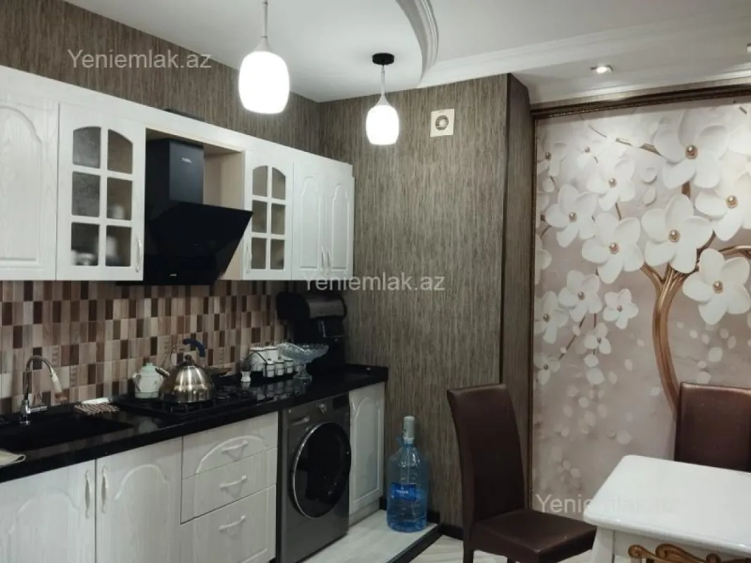 Satılır 3 otaqlı yeni tikili 101 m²