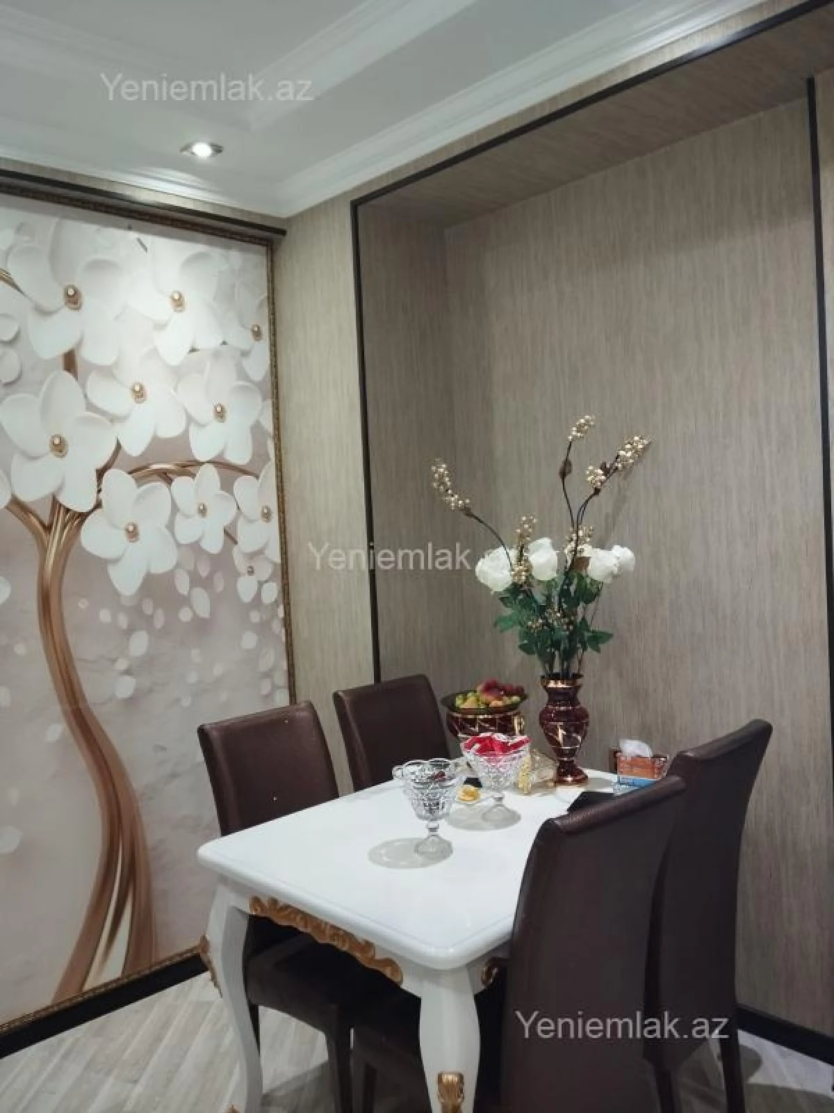 Satılır 3 otaqlı yeni tikili 101 m²