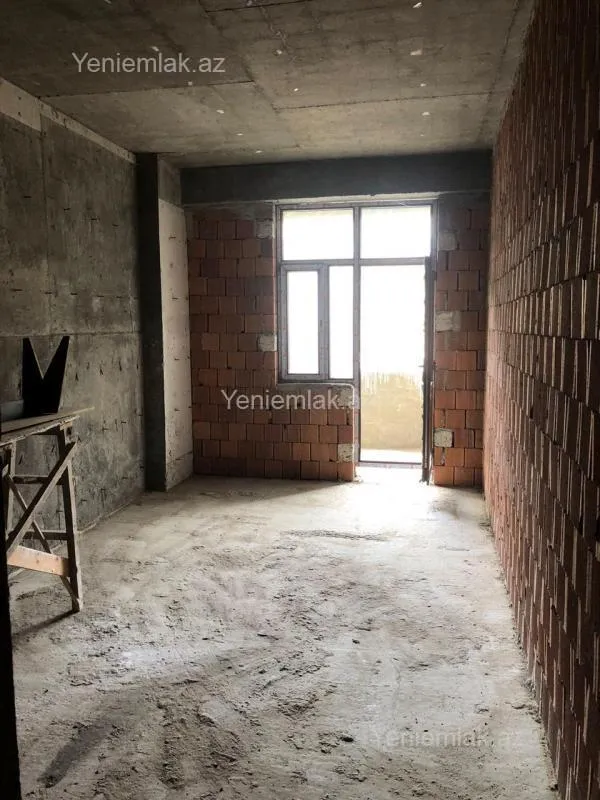 Satılır 2 otaqlı yeni tikili 105 m²