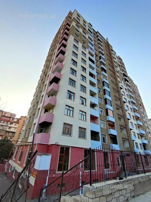 Satılır 2 otaqlı yeni tikili 105 m²