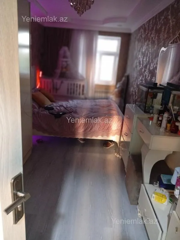 Satılır 3 otaqlı köhnə tikili 65 m²