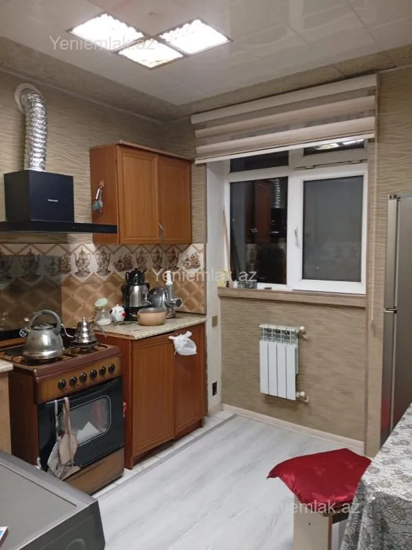 Satılır 3 otaqlı köhnə tikili 65 m²