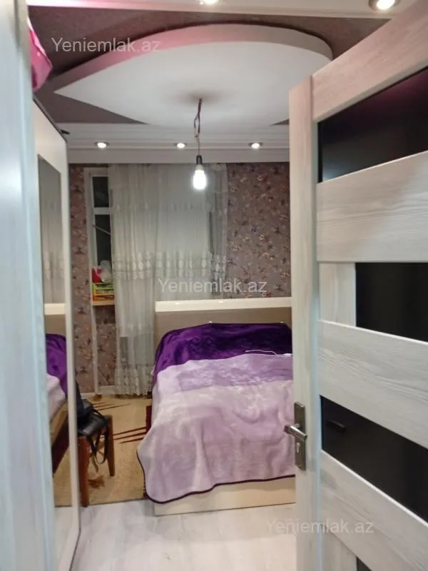 Satılır 3 otaqlı köhnə tikili 65 m²