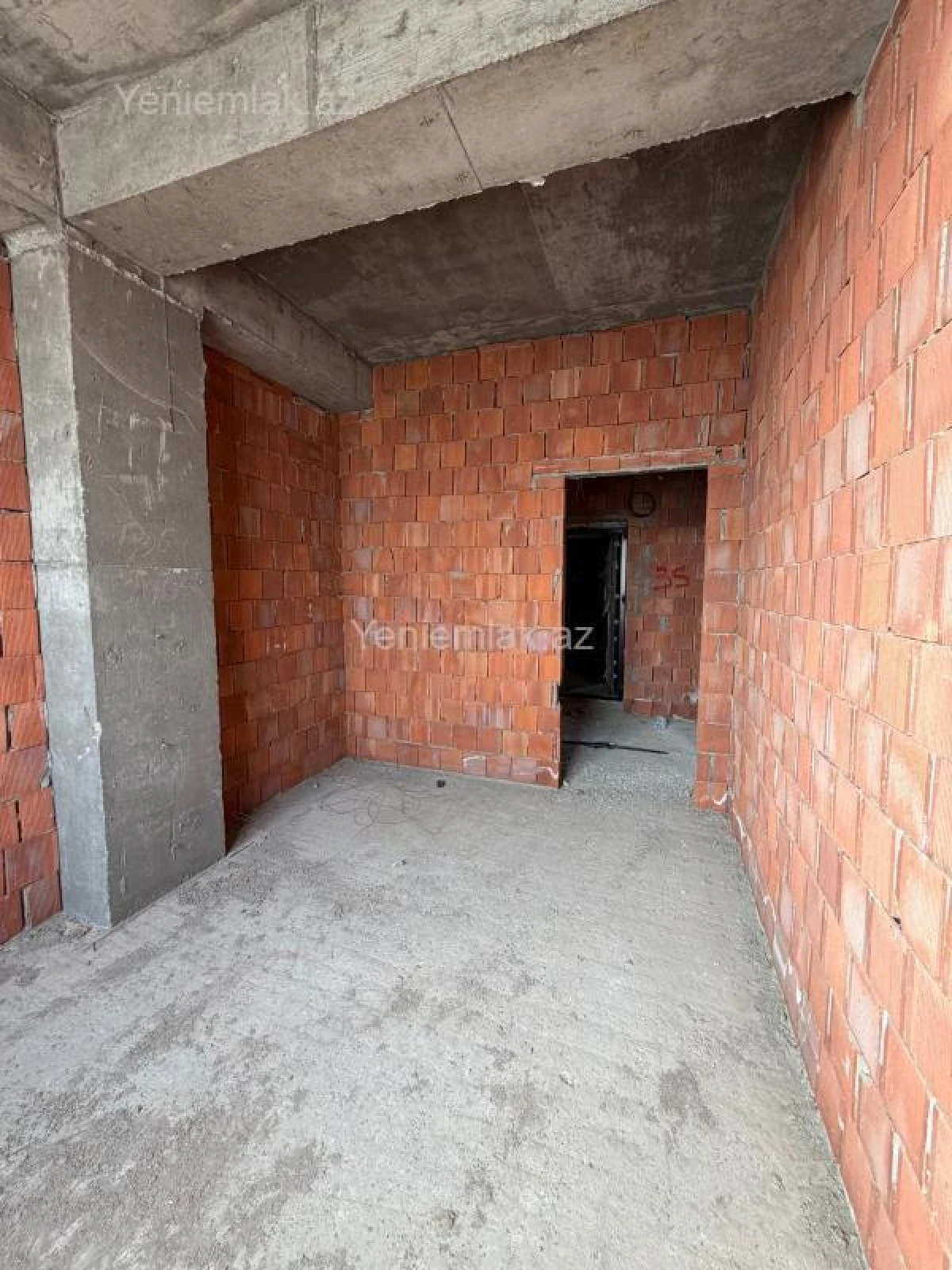 Satılır 3 otaqlı yeni tikili 91 m²