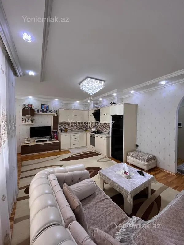 Satılır 3 otaqlı yeni tikili 93 m²