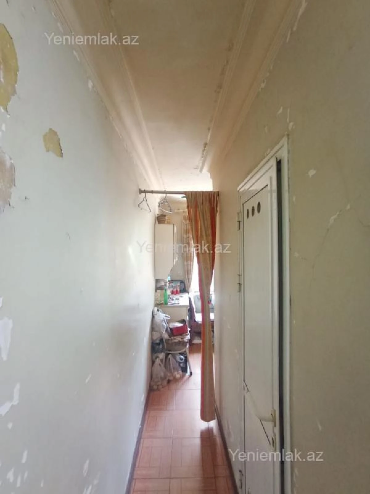 Satılır 3 otaqlı köhnə tikili 70 m²