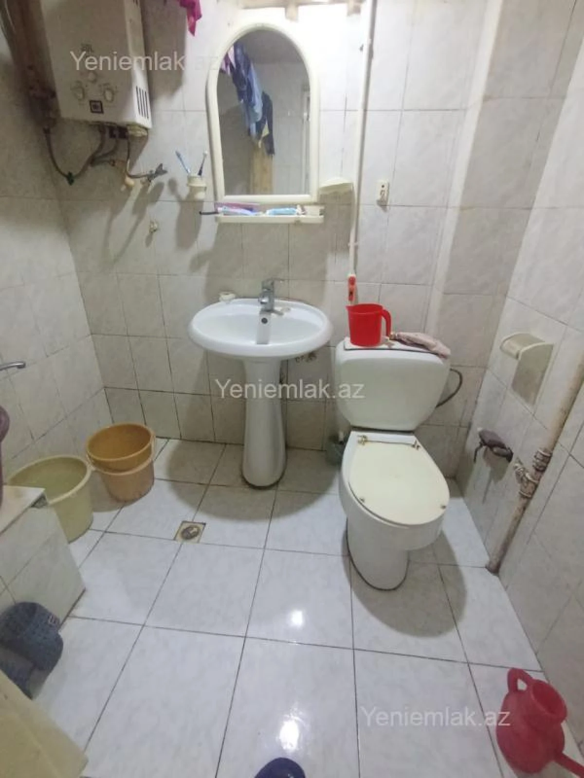 Satılır 3 otaqlı köhnə tikili 70 m²
