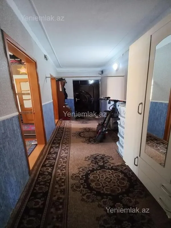 Satılır 3 otaqlı köhnə tikili 45 m²